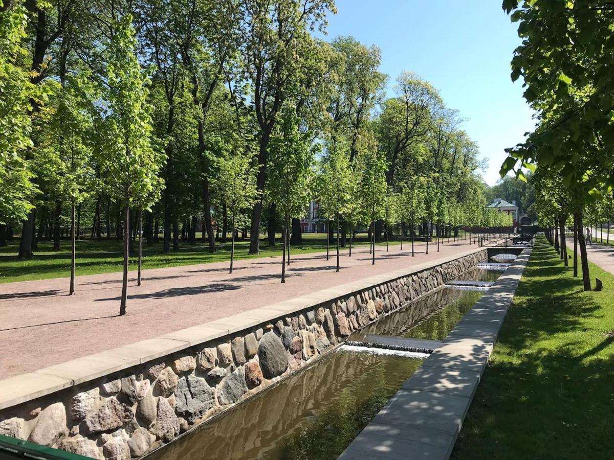 1 Bedroom Apartment Near Kadriorg Swan Pond Tallinn Buitenkant foto
